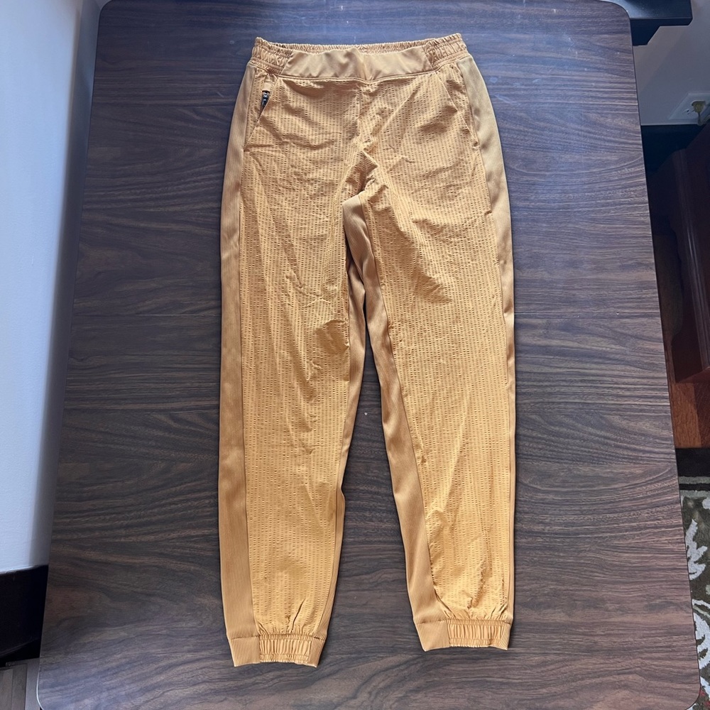 Athleta Textured Brooklyn Jogger